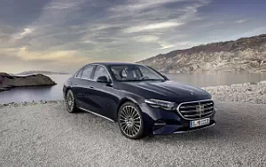  Mercedes-Benz E 400 e 4MATIC Exclusive Line - 2023