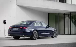   Mercedes-Benz E 400 e 4MATIC Exclusive Line - 2023