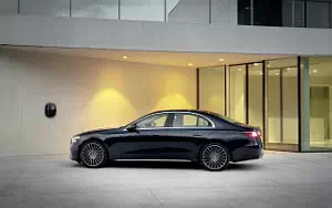   Mercedes-Benz E 400 e 4MATIC Exclusive Line - 2023