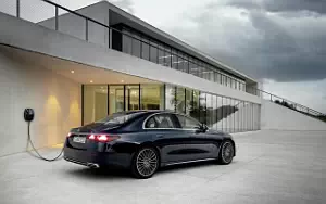   Mercedes-Benz E 400 e 4MATIC Exclusive Line - 2023