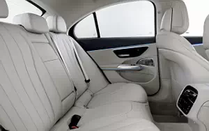   Mercedes-Benz E 400 e 4MATIC Exclusive Line - 2023