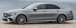 Mercedes-Benz E 400 4MATIC AMG Line - 2016