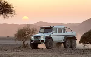   Mercedes-Benz G63 AMG 6x6 - 2013