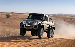   Mercedes-Benz G63 AMG 6x6 - 2013