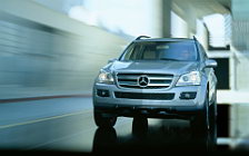   Mercedes-Benz GL-class - 2005