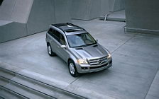   Mercedes-Benz GL-class - 2005