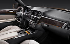   Mercedes-Benz GL350 BlueTEC - 2012