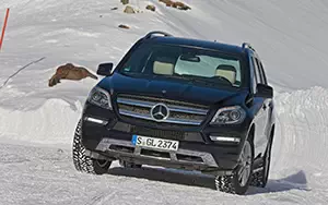  Mercedes-Benz GL500 4MATIC - 2012