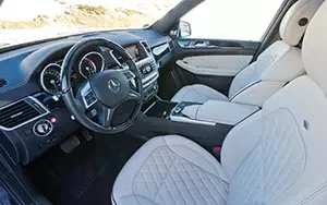   Mercedes-Benz GL500 4MATIC - 2012