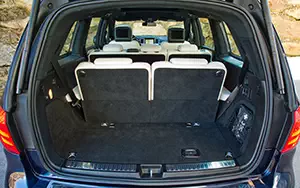   Mercedes-Benz GL500 4MATIC - 2012