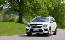   Mercedes-Benz GL63 AMG - 2012