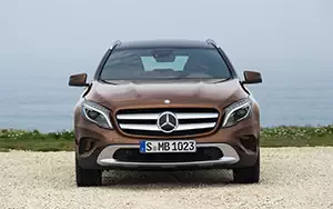   Mercedes-Benz GLA220 CDI 4MATIC - 2013