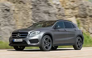   Mercedes-Benz GLA250 4MATIC AMG Sport Package - 2013