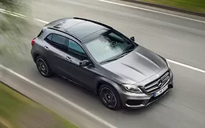   Mercedes-Benz GLA250 4MATIC AMG Sport Package - 2013