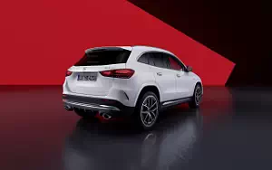   Mercedes-AMG GLA 35 4MATIC - 2023