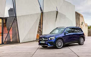   Mercedes-Benz GLB 250 AMG Line - 2019