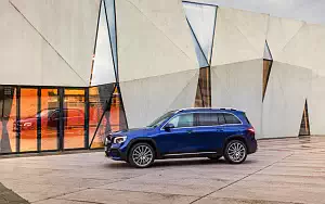   Mercedes-Benz GLB 250 AMG Line - 2019