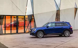   Mercedes-Benz GLB 250 AMG Line - 2019