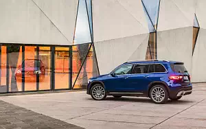   Mercedes-Benz GLB 250 AMG Line - 2019