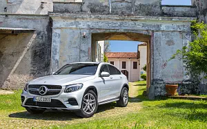   Mercedes-Benz GLC 300 4MATIC Coupe AMG Line - 2016
