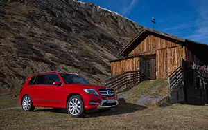   Mercedes-Benz GLK350 4MATIC - 2012