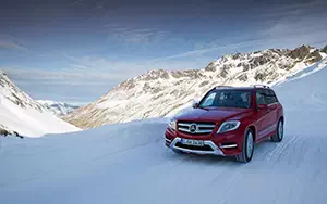   Mercedes-Benz GLK350 4MATIC - 2012