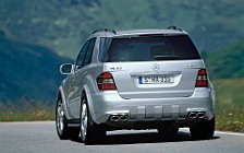   Mercedes-Benz ML63 AMG - 2005