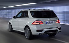   Mercedes-Benz ML63 AMG - 2011