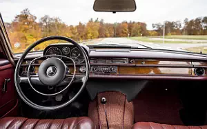   Mercedes-Benz 250 SE W108 - 1965