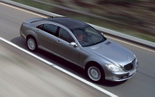   Mercedes-Benz S500 - 2005