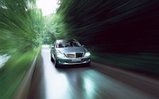   Mercedes-Benz S500 - 2005