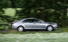   Mercedes-Benz S500 - 2005