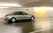   Mercedes-Benz S500 - 2005