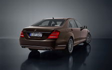   Mercedes-Benz S600 - 2009