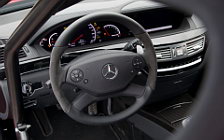   Mercedes-Benz S63 AMG Thirty-Five meets 300 SEL 6.8 AMG - 2010