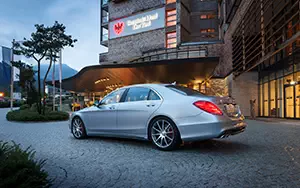   Mercedes-Benz S63 AMG - 2013