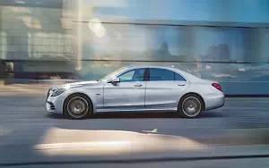   Mercedes-Benz S 560 e AMG Line - 2017