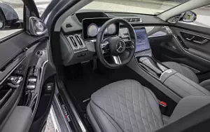   Mercedes-Benz S-class AMG Line (High Tech Silver) - 2020