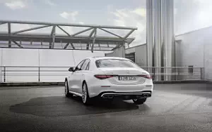   Mercedes-AMG S 63 E Performance (Cashmere White Magno) - 2023