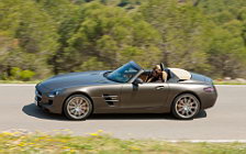   Mercedes-Benz SLS AMG Roadster - 2011