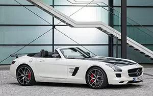   Mercedes-Benz SLS 63 AMG GT Roadster Final Edition - 2013