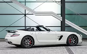   Mercedes-Benz SLS 63 AMG GT Roadster Final Edition - 2013