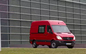   Mercedes-Benz Sprinter Panel Van Medium High Roof - 2012