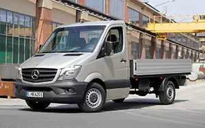   Mercedes-Benz Sprinter Flatbed - 2013