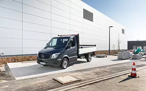   Mercedes-Benz Sprinter Flatbed - 2013