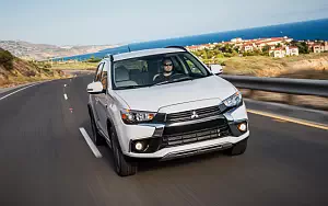   Mitsubishi Outlander Sport SEL US-spec - 2015