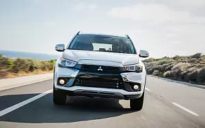   Mitsubishi Outlander Sport SEL US-spec - 2015