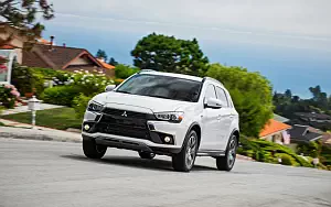   Mitsubishi Outlander Sport SEL US-spec - 2015