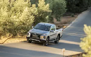   Mitsubishi L200 Club Cab - 2019