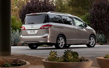   Nissan Quest (US version) - 2011